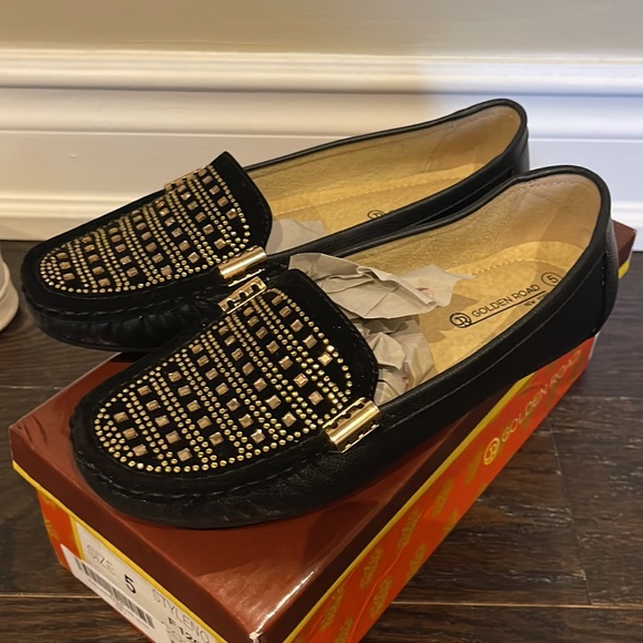 Brand new Black moccasins loafers women’s size 5 - Picture 2 of 9
